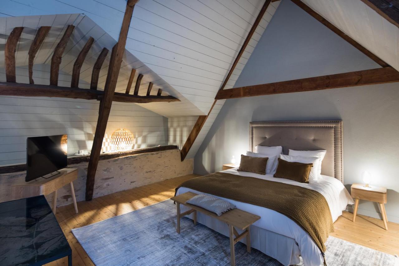 Manoir Du Vau D Arz Gites Et Chambres D Hotes Avec Piscine Malansac Eksteriør billede