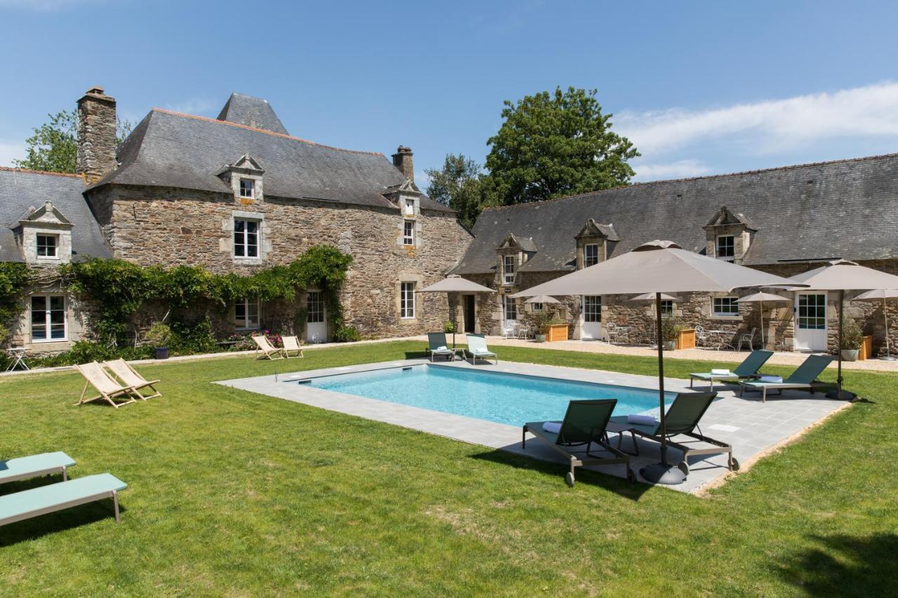 Manoir Du Vau D Arz Gites Et Chambres D Hotes Avec Piscine Malansac Eksteriør billede